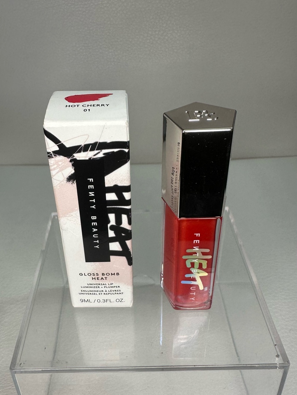 Fenty Beauty Gloss Bomb Heat Lip Gloss - Hot Cherry (Red)